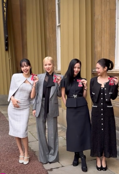 Royal Style: Never knowingly under-jewelled, let's be like Daisy and shine!