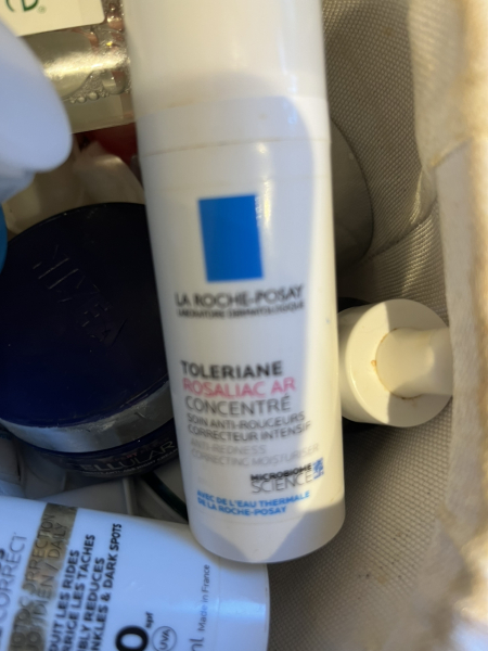 Laura Geller powder foundation, any good for covering rosacea?
