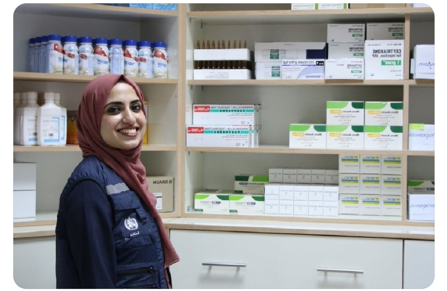 Israel has bombed the front of a hospital / 2