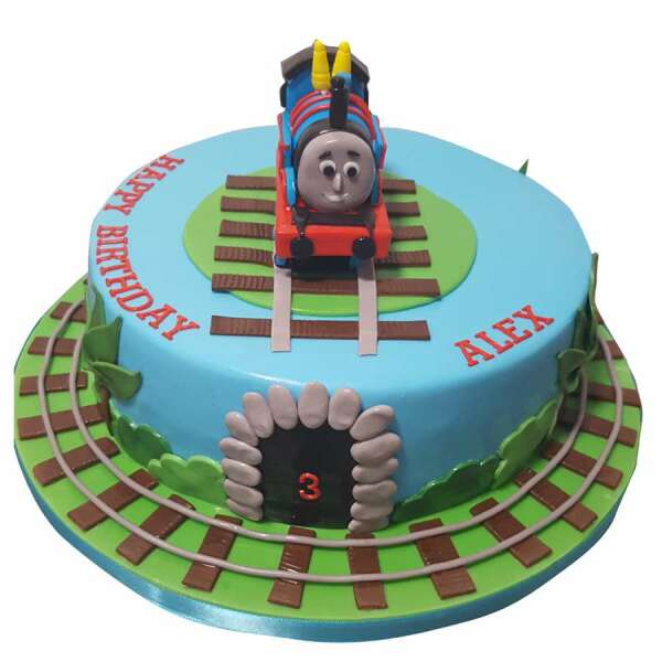 Cake makers- help me!! Can I turn Colin the Caterpillar into Thomas the Tank Engine?