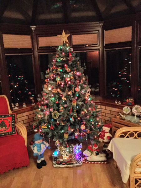 The ultimate SHOW US YOUR TREE megathread!