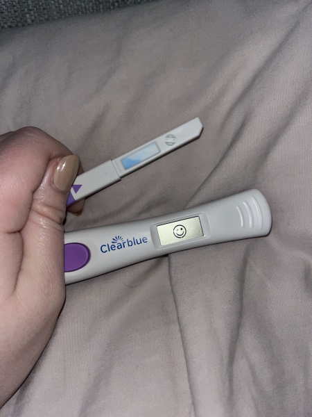 Clearblue Ovulation Kit - Circle straight to solid smiley