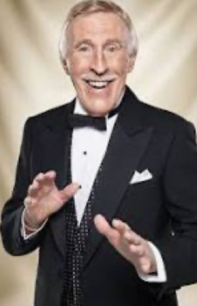 Countdown to Christmas 2023: launching into summer with more Christmas planning (thread 2) 