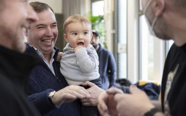 Royal Style: Never knowingly under-jewelled, let's be like Daisy and shine!