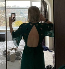 Show me your Christmas party dress!