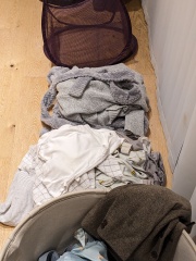 Hand hold - declutter diary