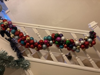 Bauble wreath