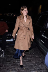 Royal Style: Embracing Autumn with a Varied Wardrobe - let's be like KC3 and enjoy!