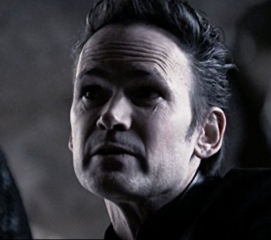 Who does this actor look like?