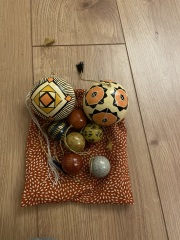 Toasties hoping for a sale while sailing into Christmas