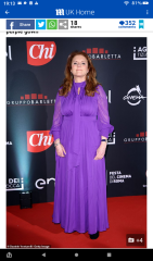 Royal Style: Never knowingly under-jewelled, let's be like Daisy and shine!