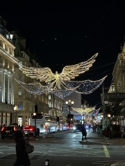 Come and tell me your dull and unexciting news 27: Calmly through the day