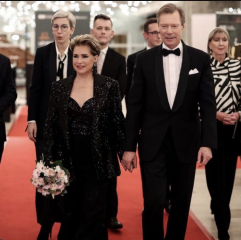 Royal Style: Never knowingly under-jewelled, let's be like Daisy and shine!