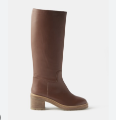 Les Parisiennes des Mamanset: A Sin of Pride