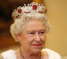 Royal Style: Never knowingly under-jewelled, let's be like Daisy and shine!