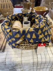 Toasties hoping for a sale while sailing into Christmas