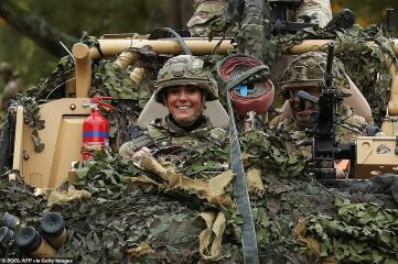 Royal Style: Never knowingly under-jewelled, let's be like Daisy and shine!