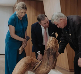 Royal Style: Never knowingly under-jewelled, let's be like Daisy and shine!