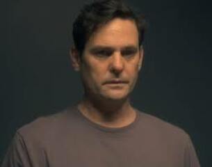 Who does this actor look like?