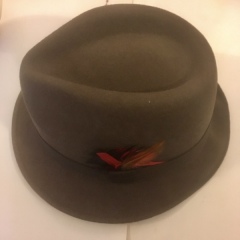 Les Parisiennes des Mamanset: A Sin of Pride