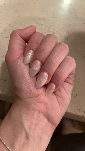 Please post your nails! I need shape and colour inspo!