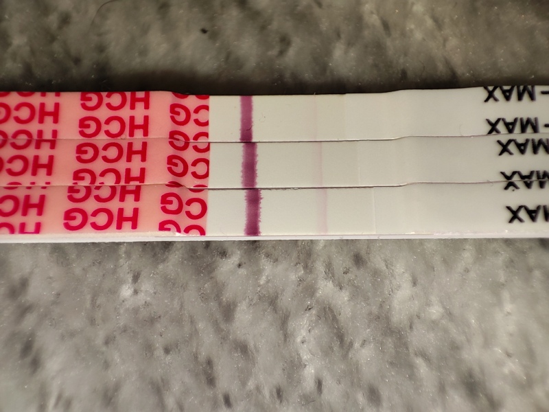 Is this a bad sign at such a light line 12dpo