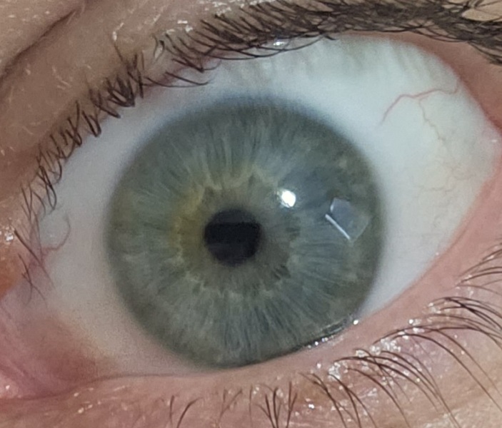 For all those 'what colour are my eyes' posts