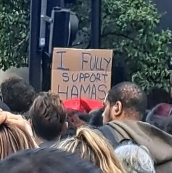 Do lots of people support Hamas?