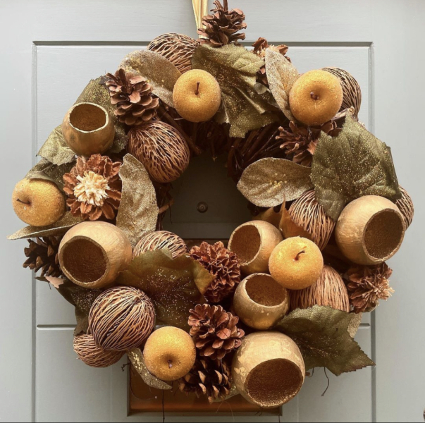 Reusable elegant yet not plastic Christmas wreath