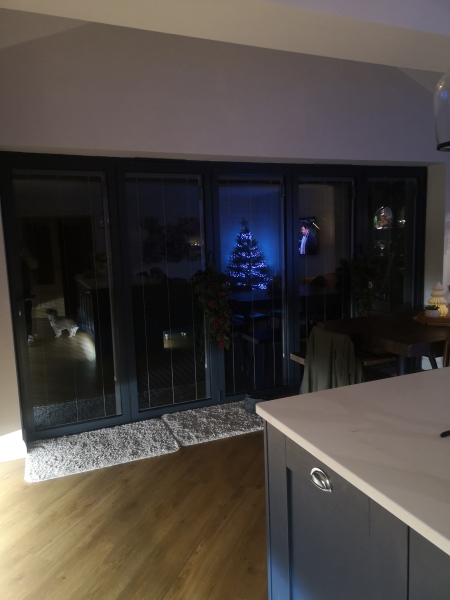 Has anyone got curtains on one side of bifold windows.