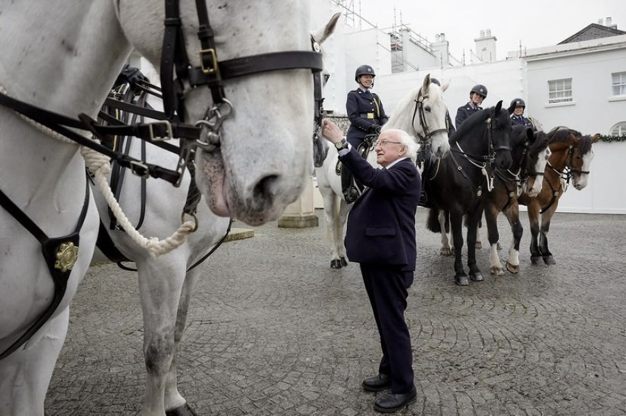 Thread a deich , Deichiú snáithe, heading for year four