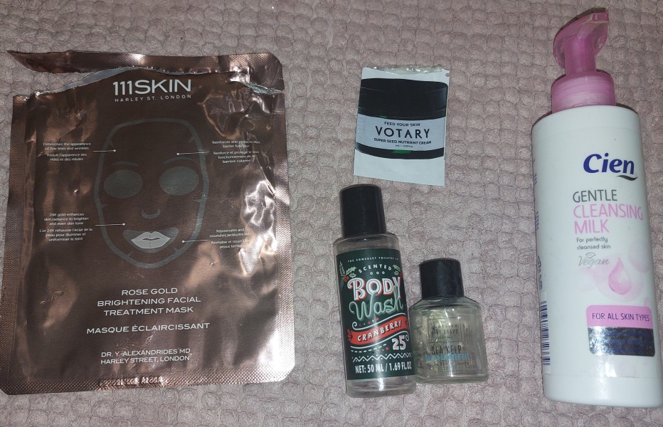 Feel the temptation to indulge in beauty treats? Is your collection overflowing with treasures? Come unite with fellow beauty enthusiasts in this lovely group!