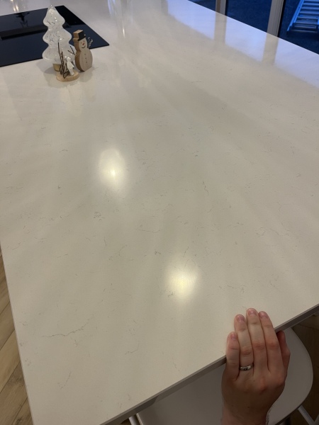 Damaged new quartz worktops 😭😭😭