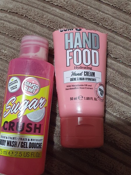 Feel the temptation to indulge in beauty treats? Is your collection overflowing with treasures? Come unite with fellow beauty enthusiasts in this lovely group!