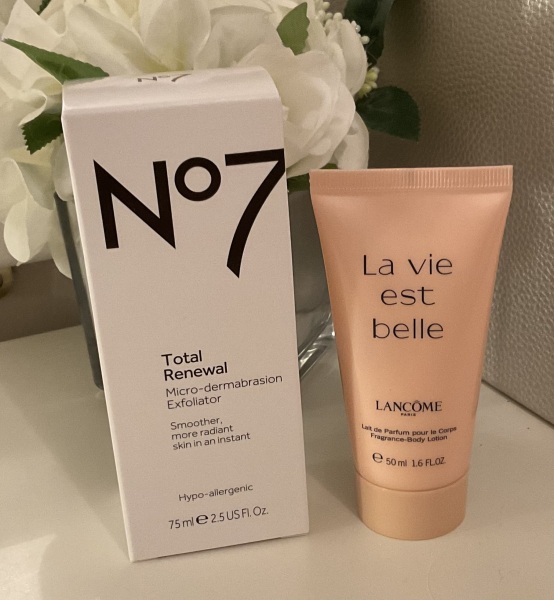 General “waifs and strays” beauty advent calendar opening thread