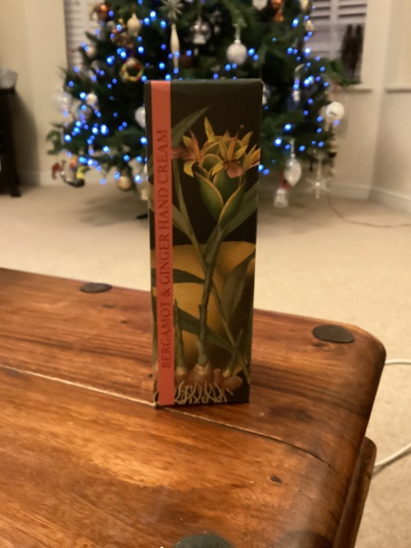General “waifs and strays” beauty advent calendar opening thread