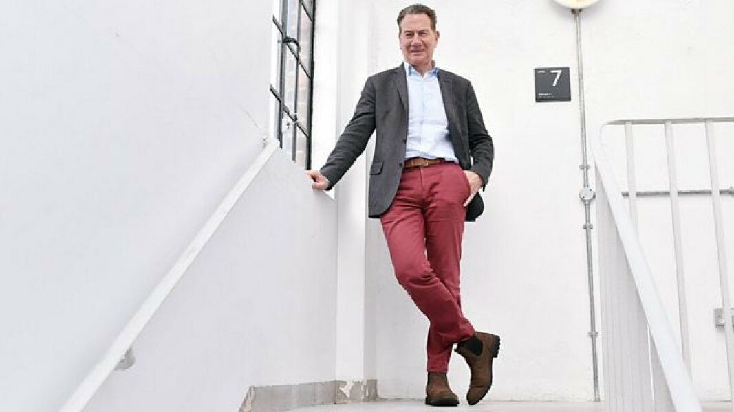 Red trousers. When did these become fashionable for elderly gentlemen?