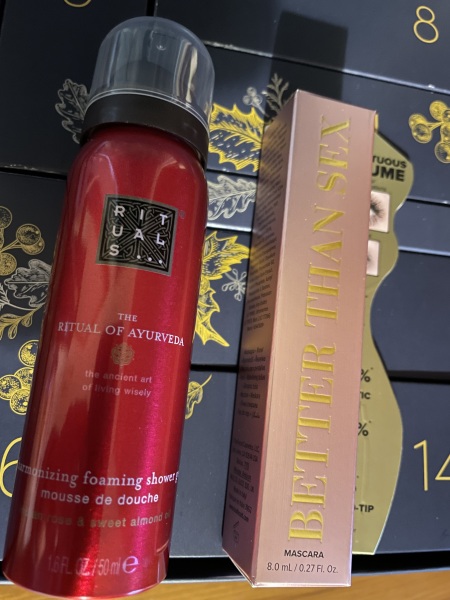 General “waifs and strays” beauty advent calendar opening thread