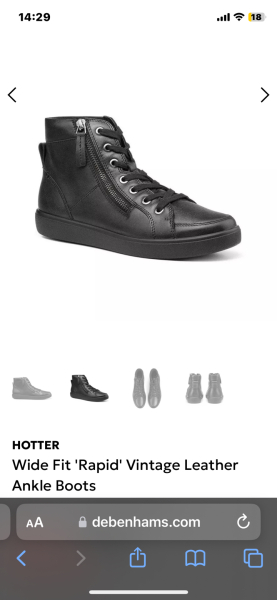 Flat easy to get on boots/high tops