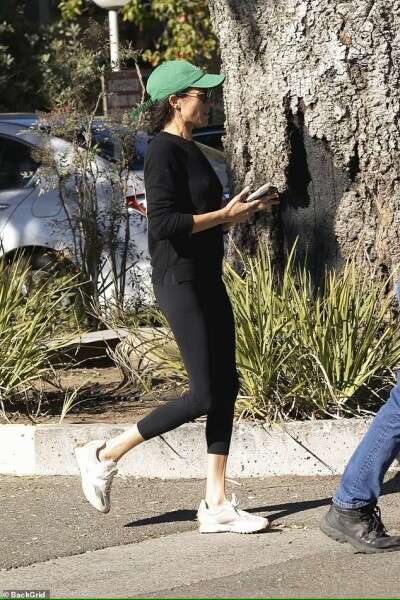 Meghan, Duchess of Sussex spotted out and about, part 2