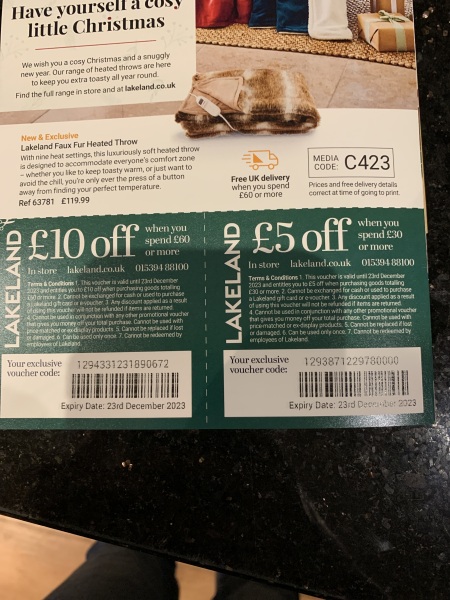 Thread 16 - the one with two turtle fingerless gloves