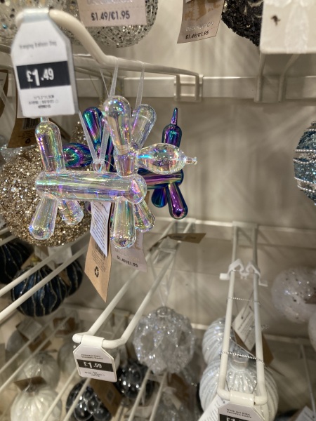 Thread 16 - the one with two turtle fingerless gloves