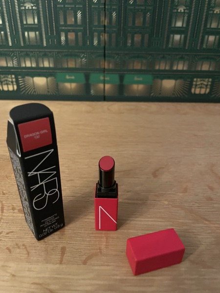 General “waifs and strays” beauty advent calendar opening thread