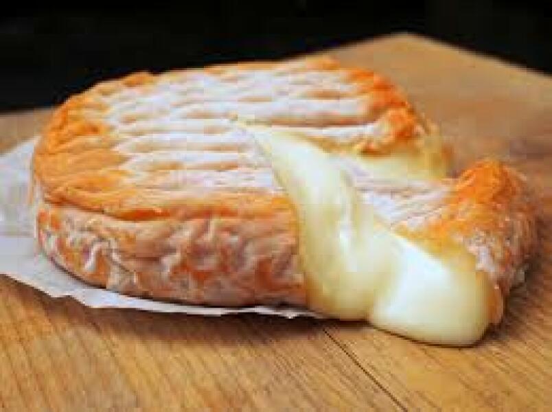 AIBU to not understand the appeal of a cheeseboard?