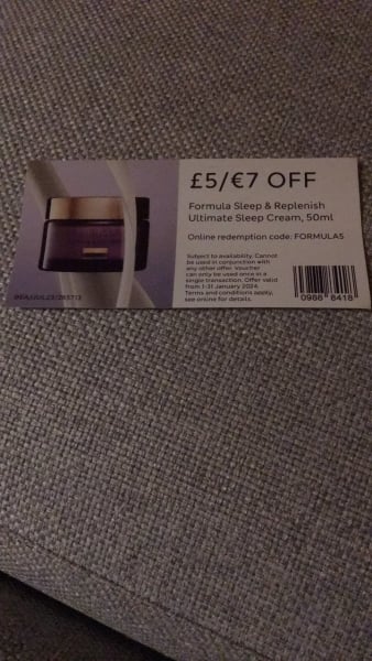 Thread 16 - the one with two turtle fingerless gloves