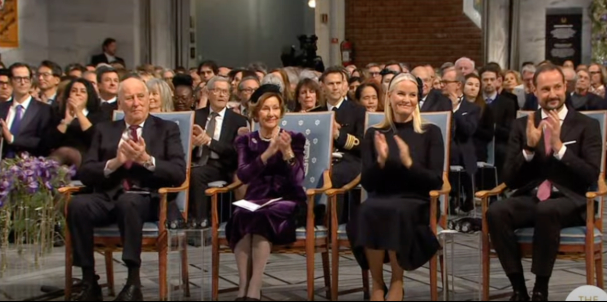 Royal Style: silk, stomachers, sapphires and plenty of sass