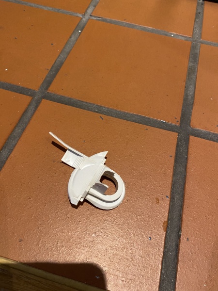 Any dishwasher pros out there who can help me identify this part? I've tried to fix my own machine and come unstuck!