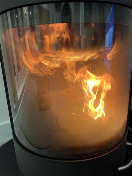 Just lit a wood burning stove- does this fire look right?