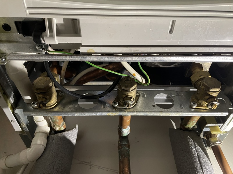 Help me re-pressurise a boiler!