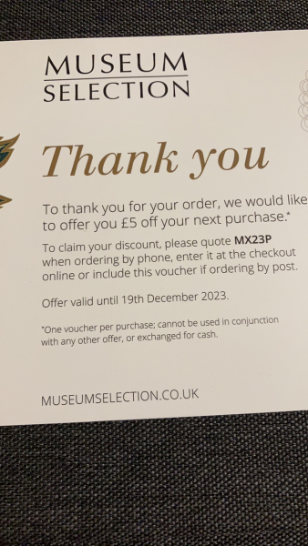 Thread 16 - the one with two turtle fingerless gloves